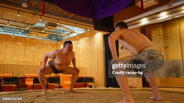 Sumo Portrait 845 Sumo Wrestler Portrait Stock Photos, High-Res Pictures, and Images ...