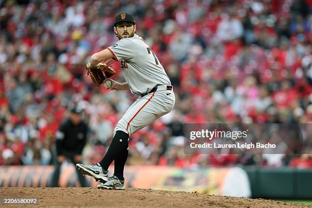 Ryan Walker of the San Francisco Giants pitches during the game between the San Francisco Giants and the Cincinnati Reds at Great American Ball Park...