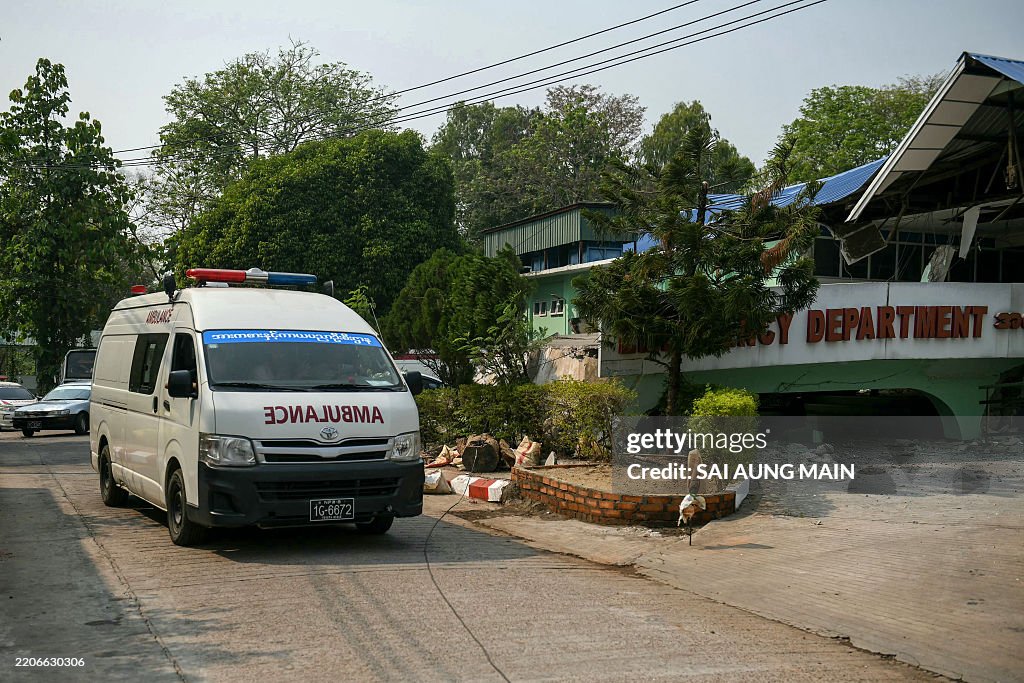 TOPSHOT-MYANMAR-THAILAND-QUAKE