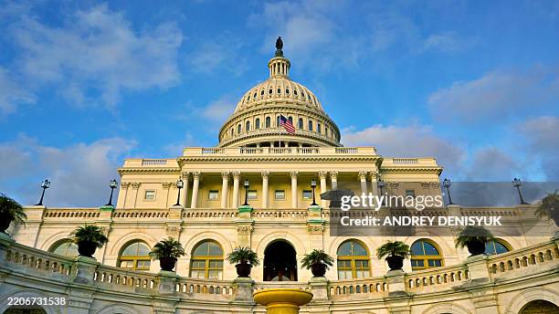 united states capitol. washington dc - congreso de los estados unidos fotografías e imágenes de stock