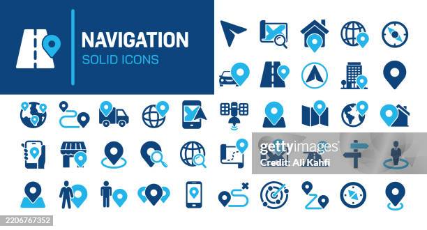 ilustraciones, imágenes clip art, dibujos animados e iconos de stock de iconos sólidos de glifo de navegación. contiene mapa, ubicación, gps, colección de iconos sólidos de posición. ilustración vectorial. píxel perfecto sobre fondo blanco limpio - instrumento de navegación
