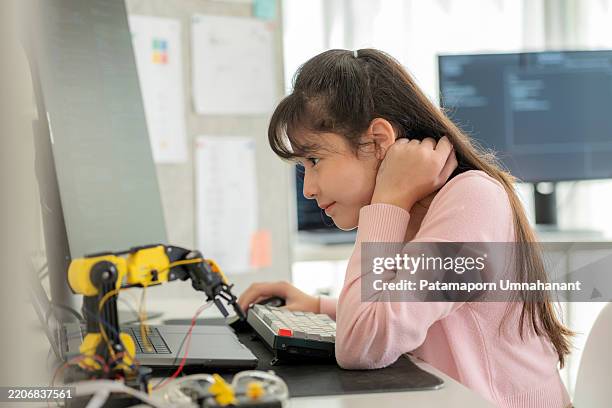 1,334 Python Programming Stock Photos, High-Res Pictures, and Images ...