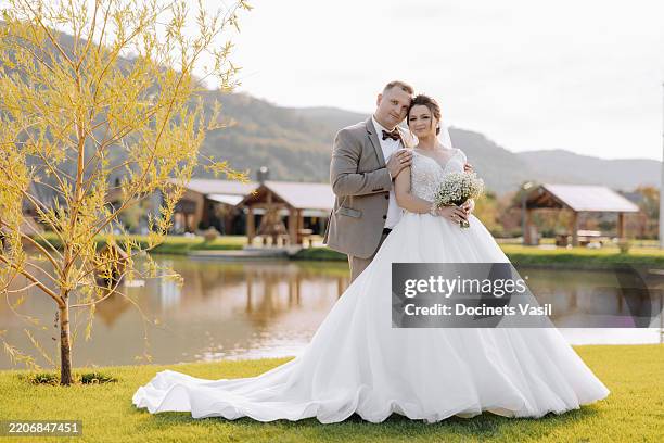 summer wedding outfit