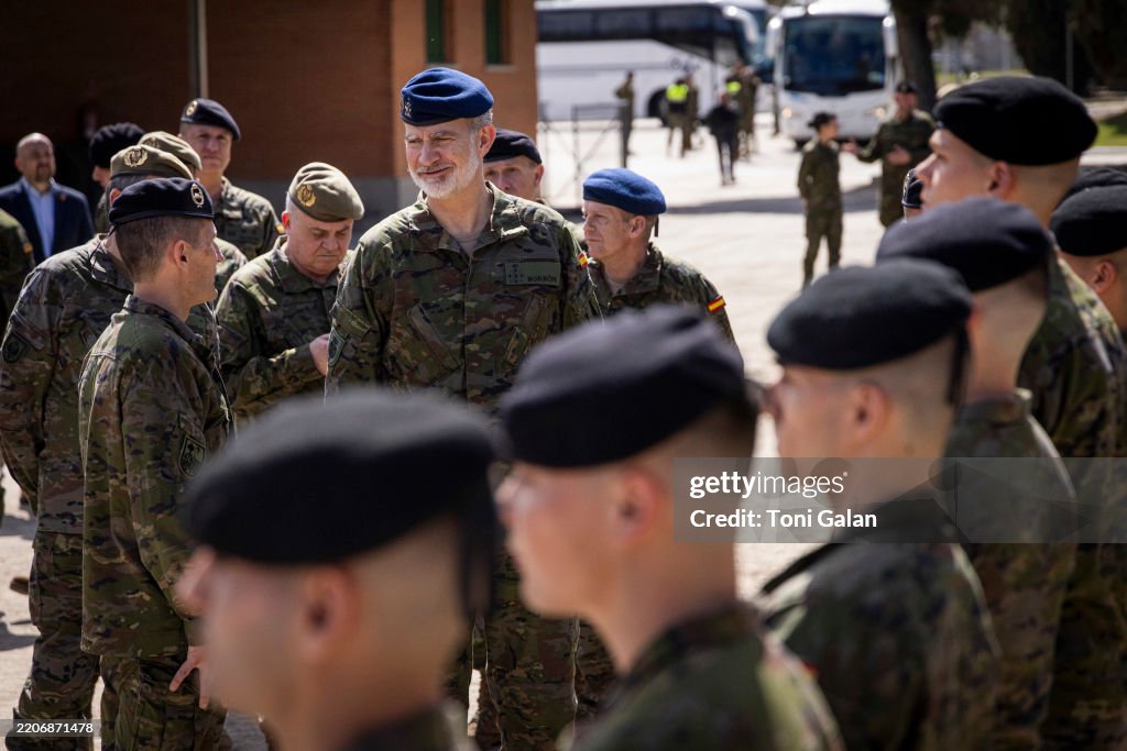 King Felipe Of Spain Visits The Brigade "Aragón I" In Zaragoza
