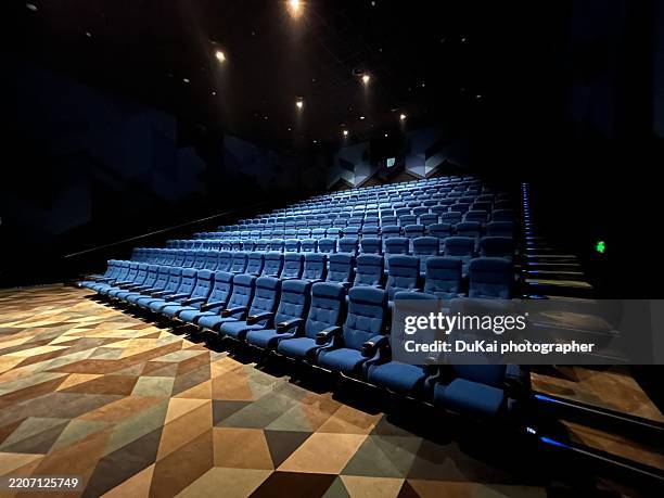 empty cinema screening hall - movie theater projection room stock pictures, royalty-free photos & images