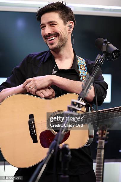 Marcus Mumford of Mumford & Sons performs live on SiriusXM's Mumford & Sons Radio at the SiriusXM Studios on March 27, 2025 in New York City.