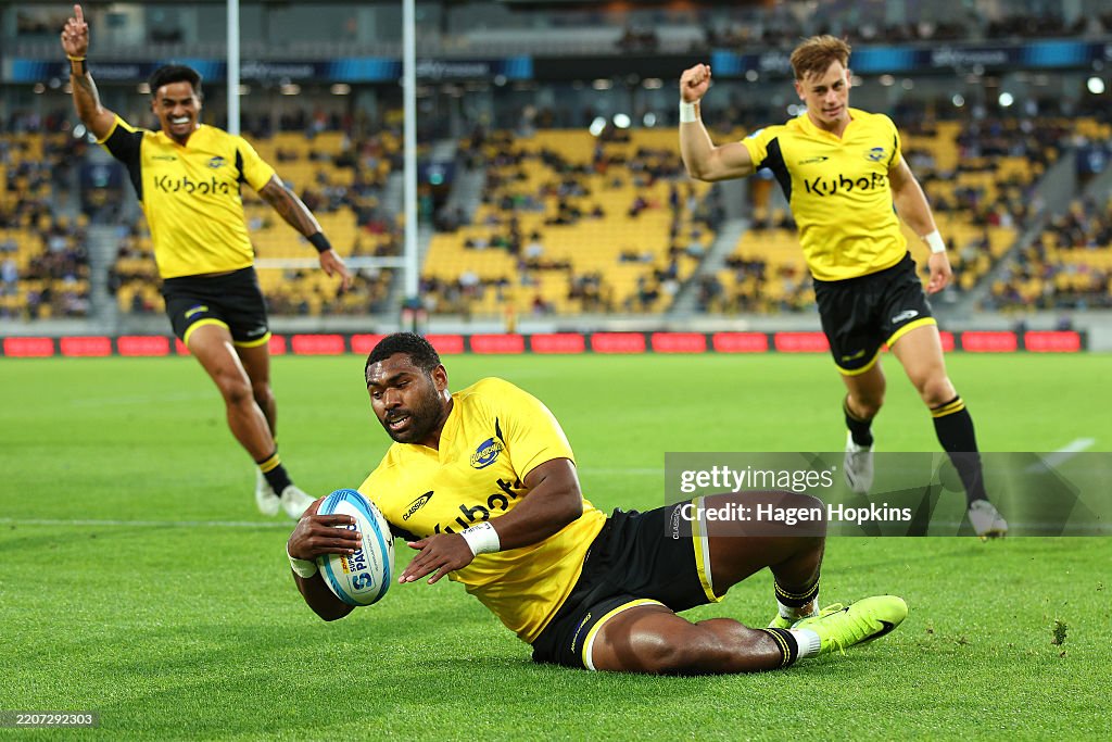 Super Rugby Pacific Rd 7 - Hurricanes v Waratahs
