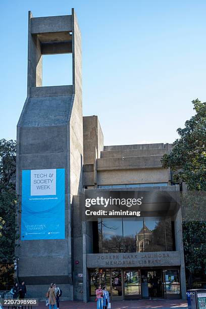 Georgetown Library Outside 82 Georgetown University Library Stock Photos, High-Res Pictures, and ...
