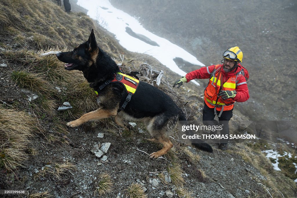 FRANCE-SPAIN-RESCUE-TRAINING