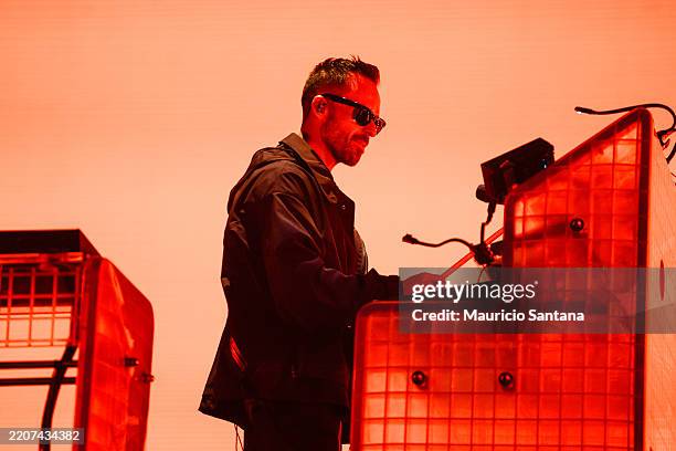 Jon George Rufus 8,918 Jon George Photos & High Res Pictures - Getty Images