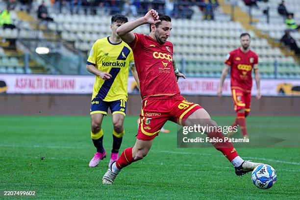 Filippo Pittarello of Us Catanzaro 1929 in action during the Serie B match between Modena FC 2018 and US Catanzaro at Stadio Alberto Braglia on March...