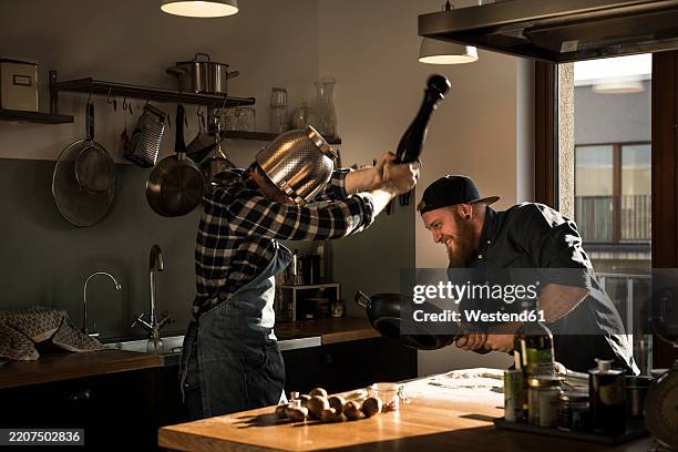 Cooked Fight 3,343 Cook Fighting Stock Photos, High-Res Pictures, and Images - Getty ...