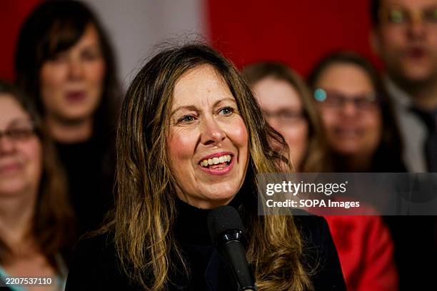 Trish Rooks 1,622 New Tier System Stock Photos, High-Res Pictures, and Images ...