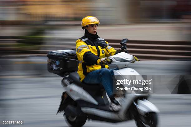 Chinese Delivery Riders 5,254 China Food Delivery Stock Photos, High-Res Pictures, and Images ...
