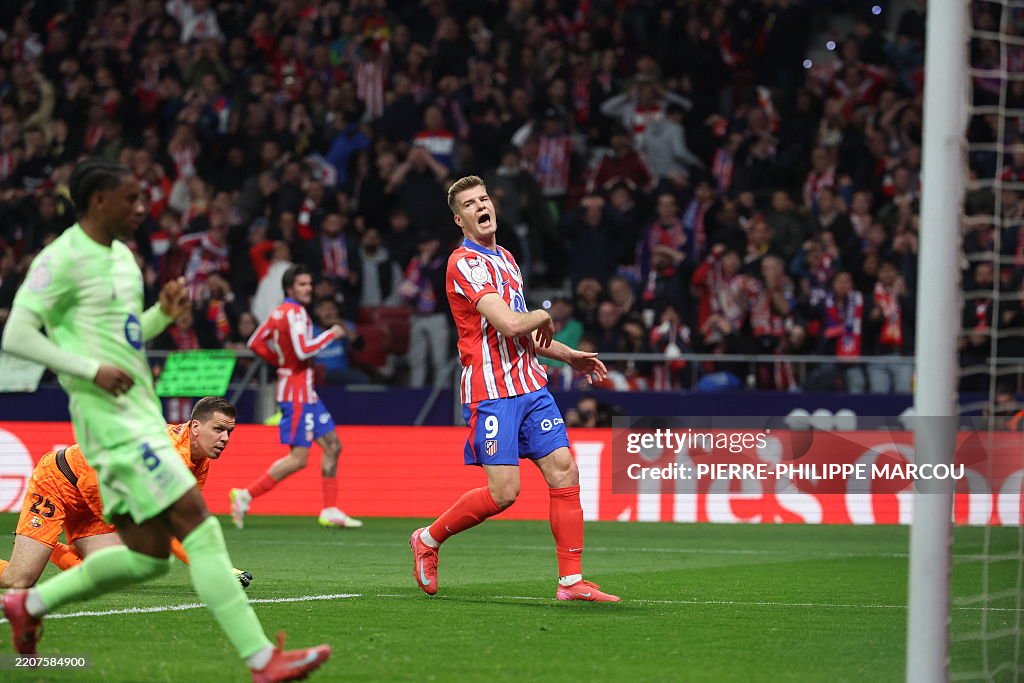 FBL-ESP-CUP-ATLETICO MADRID-BARCELONA