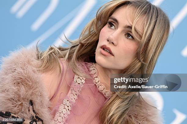 Suki Waterhouse attends the 2025 Billboard Women in Music at YouTube Theater on March 29, 2025 in Inglewood, California.