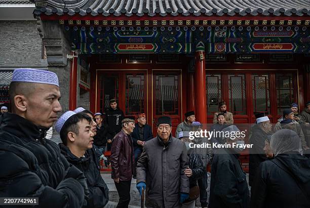 Chinese Musims 646 Hui Chinese Muslims Stock Photos, High-Res Pictures, and Images ...