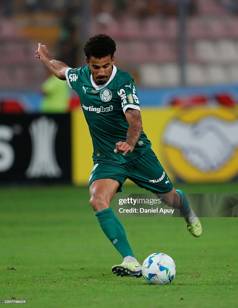 Sporting Cristal v Palmeiras - Copa CONMEBOL Libertadores 2025