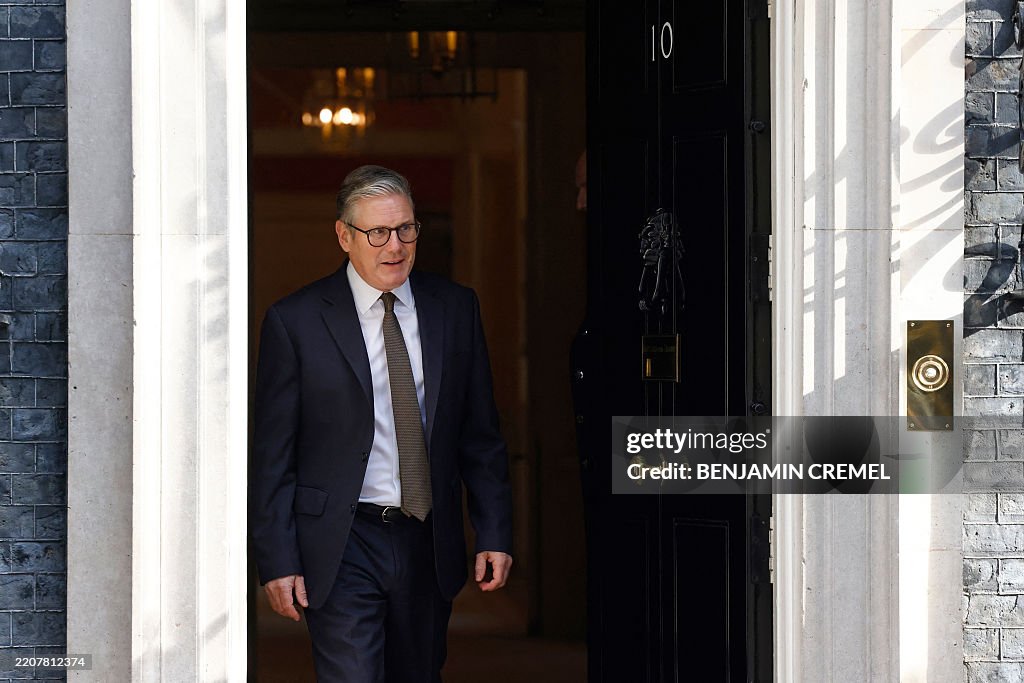 BRITAIN-BARBADOS-DIPLOMACY-POLITICS