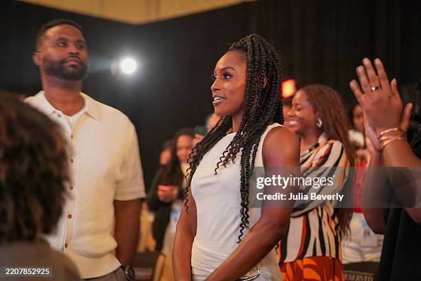 Issa Rae Hyatt 211 Julia Rae Stock Photos, High-Res Pictures, and Images - Getty Images