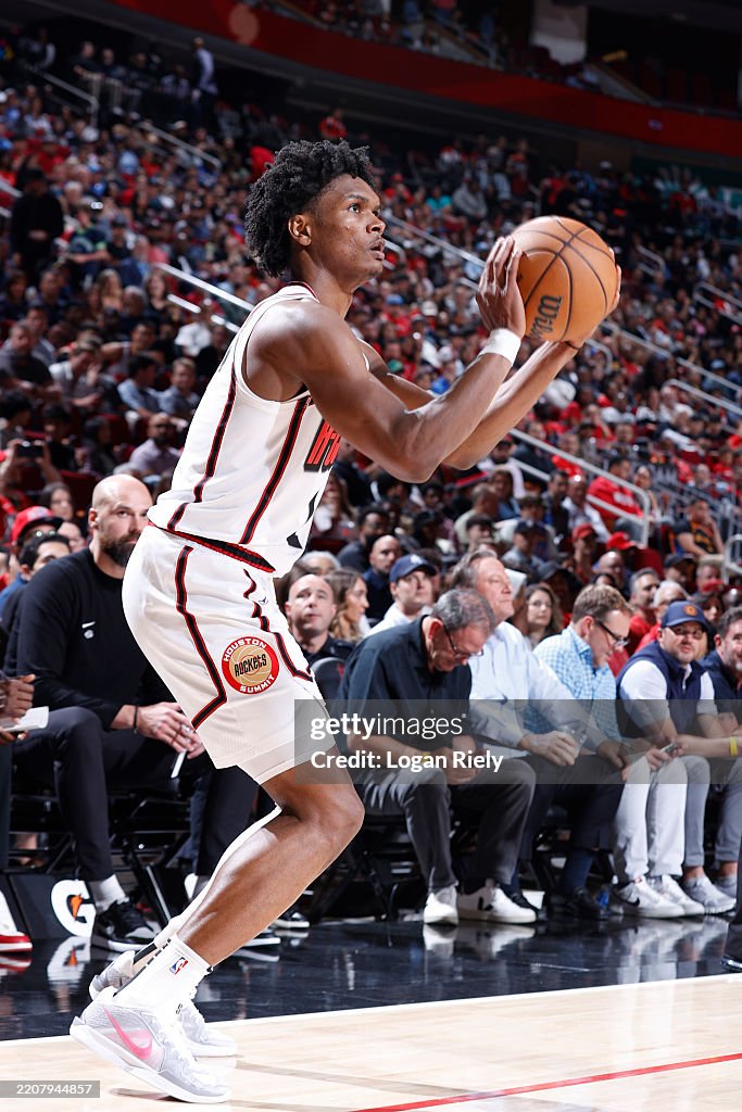Houston Rockets Thompson Amen Thompson of the Houston Rockets shoots a three point basket ...