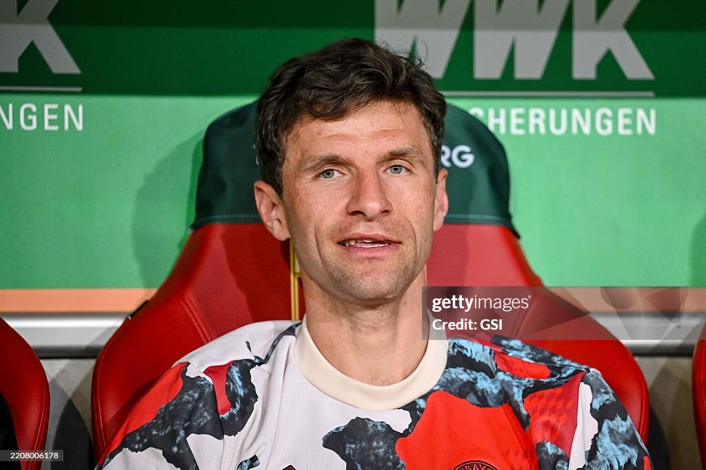 FC Augsburg v FC Bayern München - Bundesliga 2024/2025