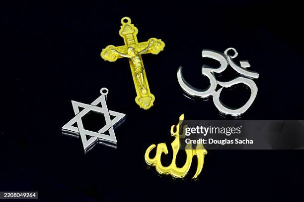 religion symbols of christianity, islam, hinduism, and judaism - radical shiite muslim stock pictures, royalty-free photos & images
