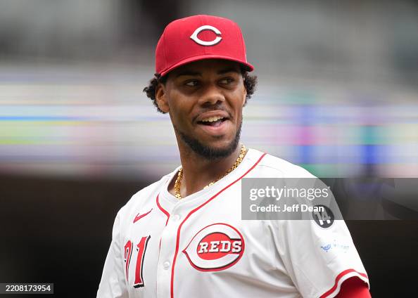 Texas Rangers v Cincinnati Reds Texas Rangers v Cincinnati Reds