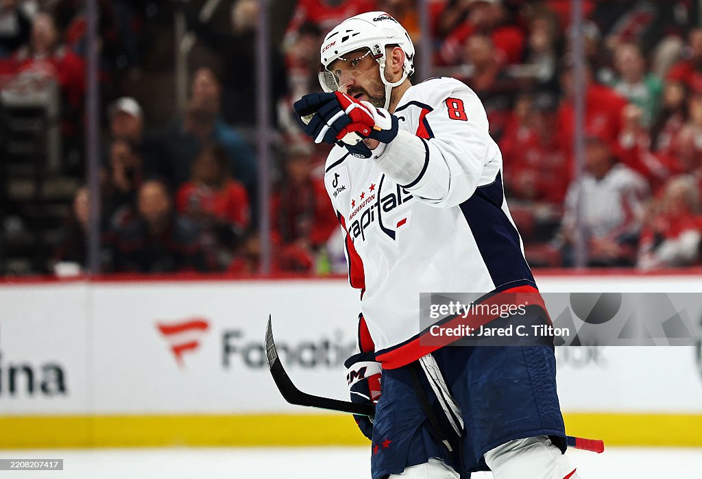 Washington Capitals v Carolina Hurricanes