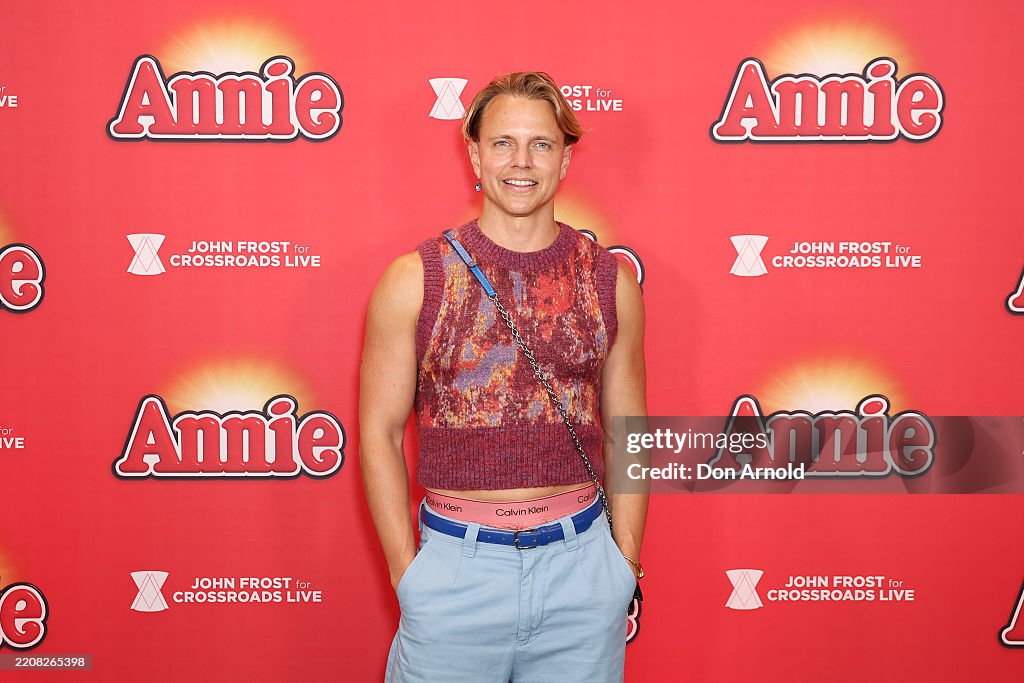 "Annie" Opening Night - Arrivals