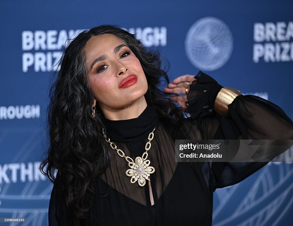 Breakthrough Prize Awards 2025