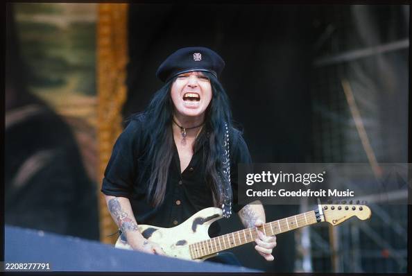 Motley Crue Motley Crue
