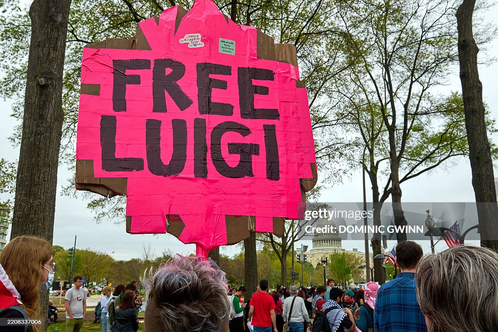 Washington-DC-Anti-Trump-Hands-Off-Protest