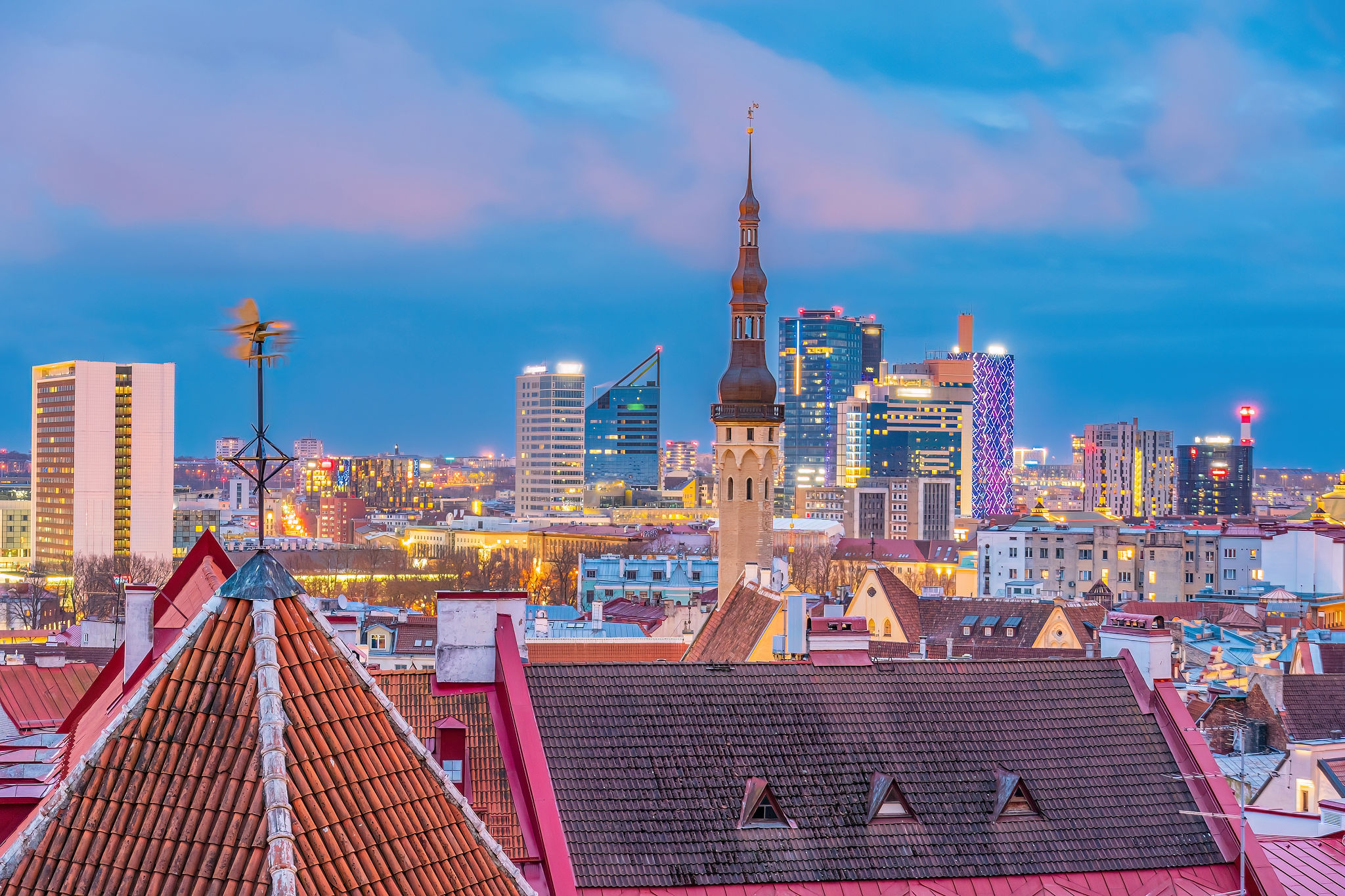 tallinn skyline