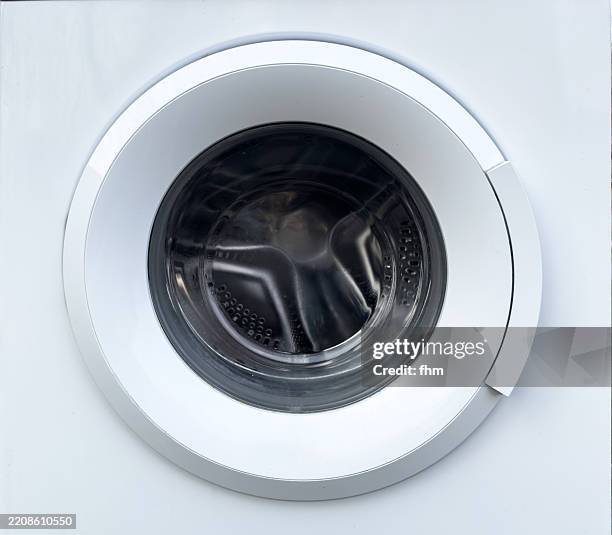 washing machine - bullauge stock-fotos und bilder