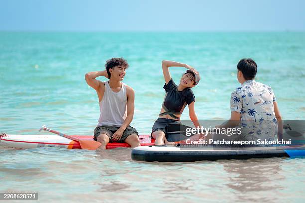 paddle with friend - aerospace engineering stock pictures, royalty-free photos & images