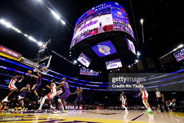 Nba Stadium Outside Rockets 68,236 Los Angeles Nba Stadium Stock Photos, High-Res Pictures, and ...