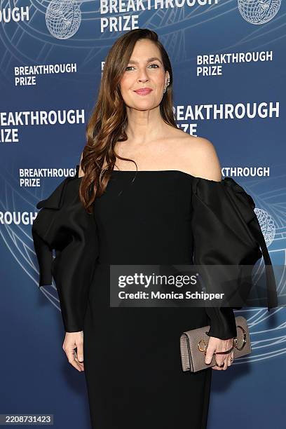 Drew Barrymore attends the 11th Breakthrough Prize Ceremony at Barker Hangar on April 05, 2025 in Santa Monica, California.