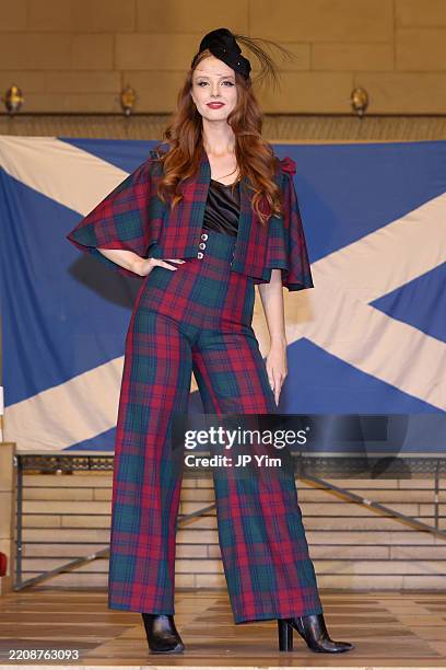 Totty Rocks 55 Totty Stock Photos, High-Res Pictures, and Images - Getty Images