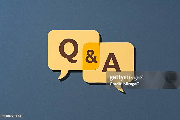 question and answer speech bubbles, paper craft - letter q stock pictures, royalty-free photos & images