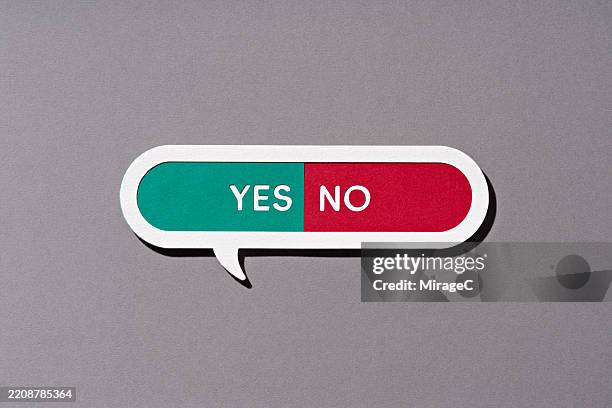 yes or no opposing progress bar in speech bubble, paper craft - resolve conflict stock pictures, royalty-free photos & images