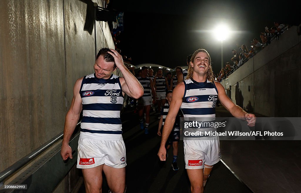 AFL Rd 5 - Adelaide v Geelong