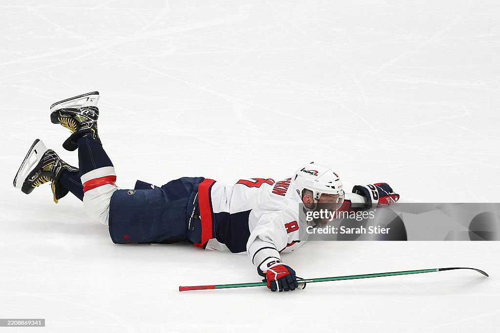Washington Capitals v New York Islanders