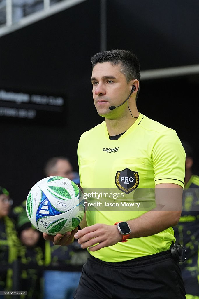 Columbus Crew v CF Montreal
