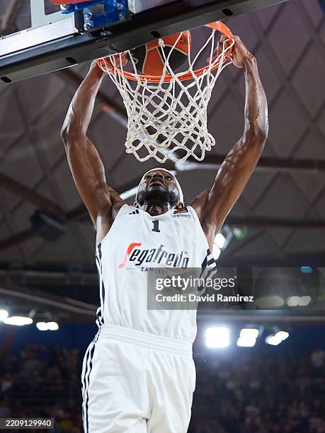 Justin Holiday, #1 of Virtus Segafredo Bologna in action during the Turkish Airlines EuroLeague Regular Season Round 34 match between FC Barcelona...