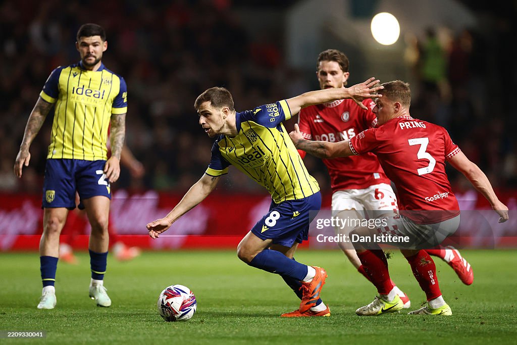 Bristol City FC v West Bromwich Albion FC - Sky Bet Championship