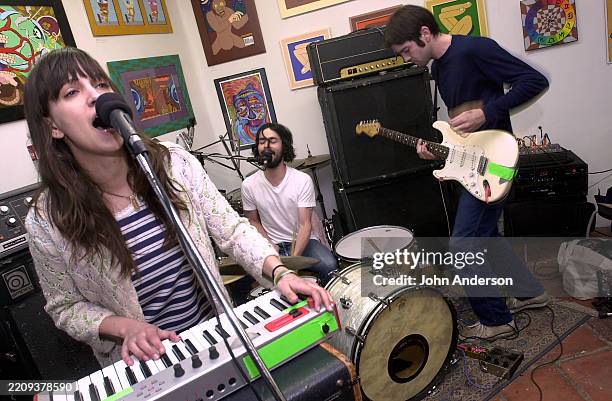 Members of American Indie Rock group Times New Viking perform at End of an Ear, Austin, Texas, April 7, 2007. Pictured are, from left, Beth Murphy,...