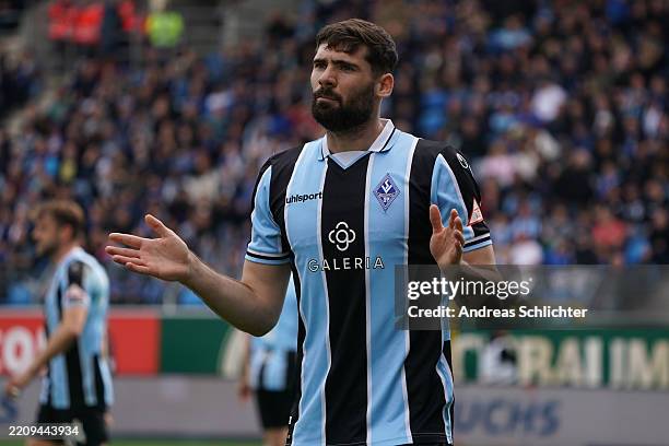 Tim Sechelmann of SV Waldhof Mannheim during the 3. Liga match between Waldhof Mannheim and TSV 1860 München at Carl-Benz-Stadium on April 13, 2025...