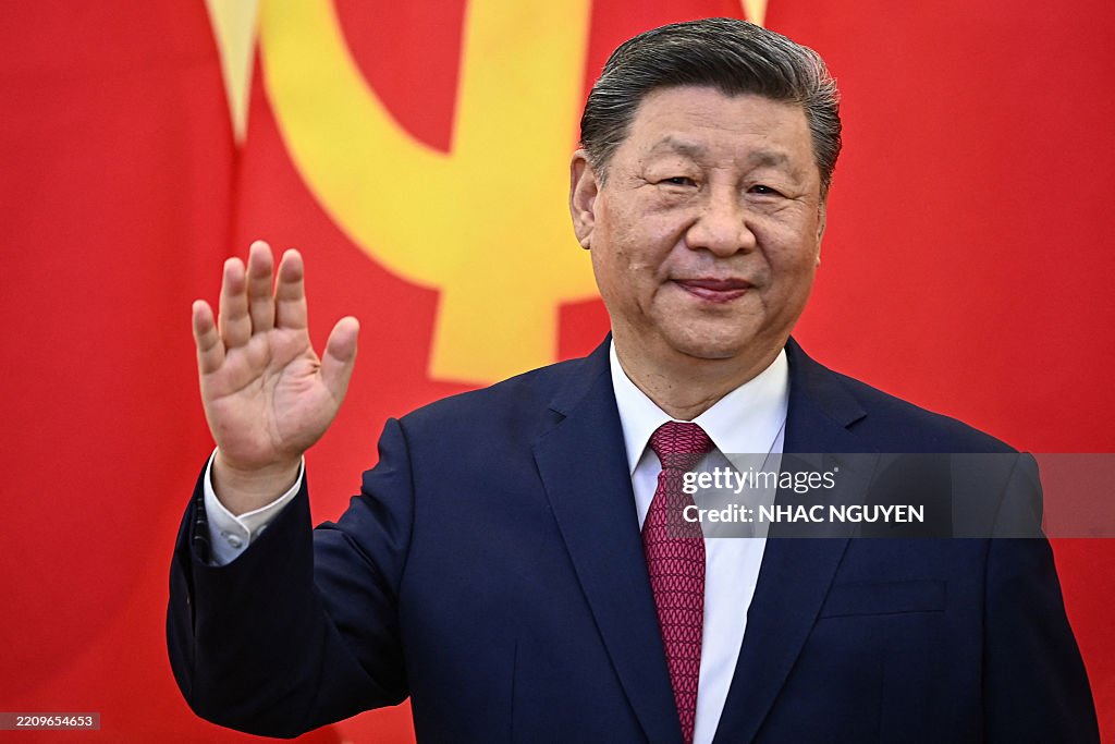 TOPSHOT-VIETNAM-CHINA-DIPLOMACY-POLITICS