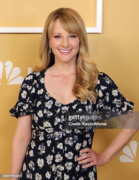 Melissa Rauxc Melissa Rauch Aschenputtel Big Bang Theory's Melissa Rauch, Mayim